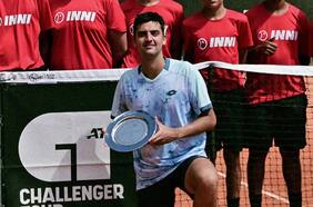 Tomás Barrios se hace gigante ante el ecuatoriano Álvaro Guillén y se queda con el título del Challenger de Campinas