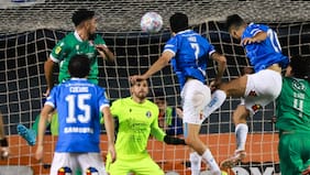 Partido disparatado en La Florida: una UC de dos almas celebra en la agonía contra Audax antes de la expedición a Brasil