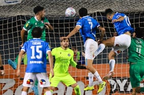 Partido disparatado en La Florida: una UC de dos almas celebra en la agonía contra Audax antes de la expedición a Brasil