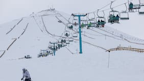 Centros invernales de la capital sin suministro eléctrico: estiman que reposición se extenderá por al menos 10 horas