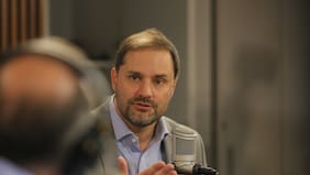 Bellolio dice que actual gobierno entró con “soberbia” y plantea que Kast “no puede hacer lo que hizo el FA, ni Milei”