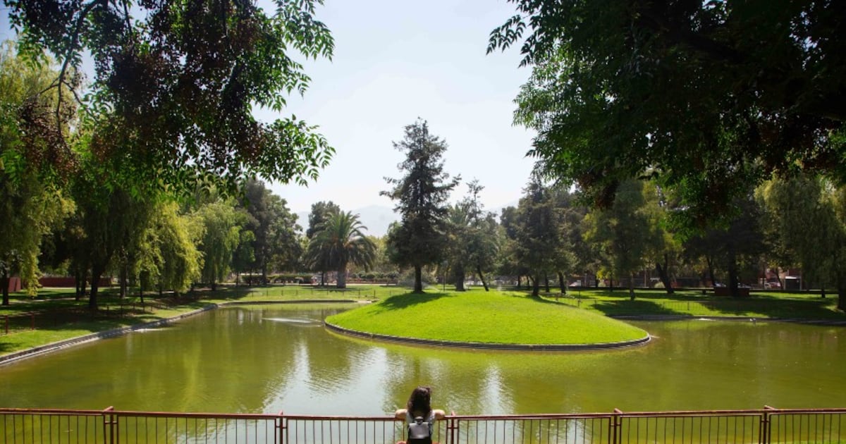 29 parques gratuitos en Santiago para relajarse, hacer ejercicio o conectar con la naturaleza