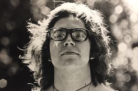 “Santiago en llamas”: Piero publica canción sobre el estallido social