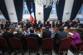 Sin humo blanco por contribuciones: Hacienda cierra la puerta a alcaldes por focalización, propone nuevo fondo y traslada debate al Senado