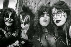Cuando Kiss escribió un cómic con su propia sangre (y llenó un bidón con ella)