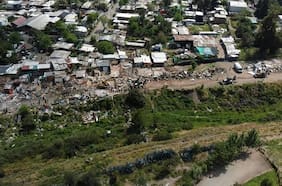 Campamento Dignidad: Proceso de demolición se podría extender hasta el viernes