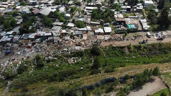 Campamento Dignidad: Proceso de demolición se podría extender hasta el viernes