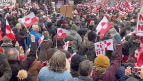 Miles de personas se manifiestan en Dinamarca contra el expansionismo de Estados Unidos