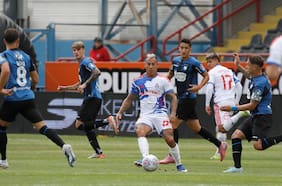 El gol de Eduardo Vargas no le basta: la U cae ante Huachipato y profundiza las dudas en el proceso de Meneghini