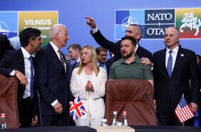 Presidente Biden confunde a Zelensky con Putin en cumbre de OTAN al hablar de acuerdos con Ucrania