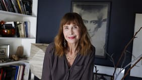 Carla Guelfenbein: “Hace 10 años la escritura hecha por mujeres era considerada sentimentaloide, menor. Eso ha cambiado”