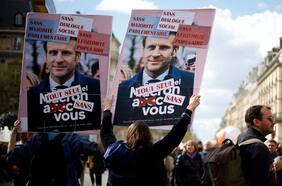 Macron promulga polémica ley de pensiones mientras sindicatos advierten que seguirán movilizaciones