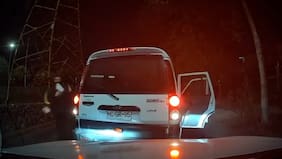 Tras video viral en Quilicura: Difunden registro de otro conductor que logró escapar de violenta encerrona en Quinta Normal