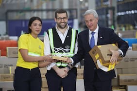 Mercado Libre anuncia junto al Presidente Kast mayor inversión histórica en Chile, 1.200 nuevos empleos y tarjeta de crédito