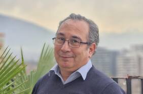 Hernán García, experto electoral del PS: “El partido tiene consolidada una participación en comunas rurales, el desafío es conquistar las urbanas”