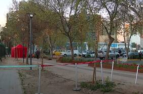 Familia de joven muerto en Mall Plaza Vespucio asegura que SML atribuyó la causa a un estrangulamiento