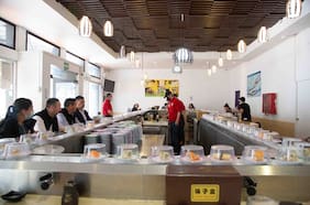 Yuju Sushi: la barra para comer todo el sushi que quieras por $8.000