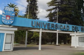 Contraloría ordena sumario por deficiente gestión de U. del Bío-Bío en recuperación de $4 mil millones en becas docentes