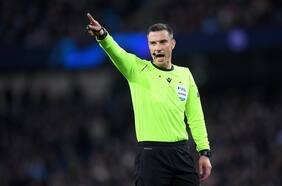 Juez FIFA es detenido en fiesta que incluía prostitutas, drogas y armas