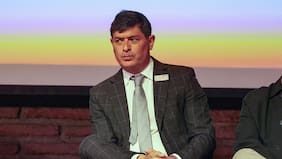 Parisi invita a Kast y Jara a su programa de streaming y anuncia que definirá su voto mediante consulta digital del PDG