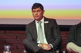 Parisi invita a Kast y Jara a su programa de streaming y anuncia que definirá su voto mediante consulta digital del PDG