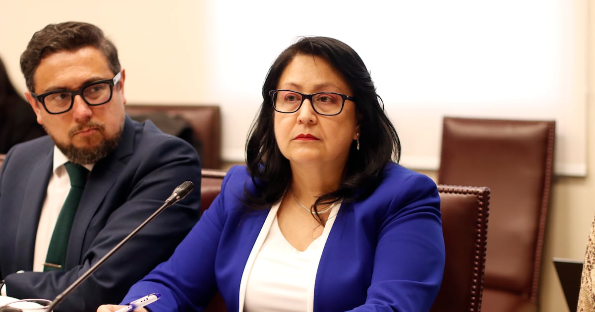 Contraloría endurece control sobre licencias médicas en las FF.AA. y policías: un debate que trasciende cifras