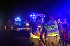 Motociclista falleció tras ser chocado por vehículo menor en Maipú: auto terminó incrustado en una casa