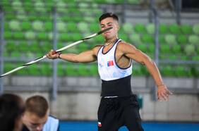 “El objetivo es el oro”: deportista chileno especialista en la jabalina se ilusiona con su participación en los Juegos Mundiales Escolares
