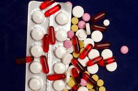 En busca de la “pastilla mágica” contra el Covid: más de 500 posibles terapias se están estudiando en todo el mundo