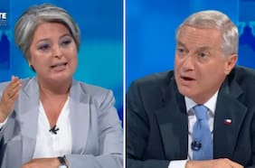 Conmutación de penas a pedófilos y emplazamientos por migración: los cruces que protagonizaron Kast y Jara en el último debate