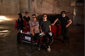 Los Bunkers protagonizan el primer cortometraje publicitario entre una banda chilena y una marca automotriz