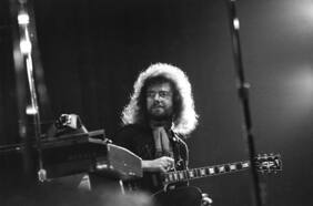 Deconstruyendo a Robert Fripp: un paseo por las guitarras y efectos de King Crimson