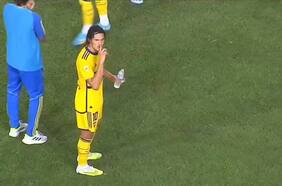 Publican el diálogo del cuestionado Edinson Cavani tras la descompensación de Altamirano en La Plata