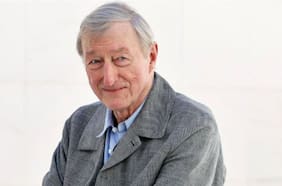 Julian Barnes: el maestro de la memoria que conquista el Princesa de Asturias y cierra su carrera