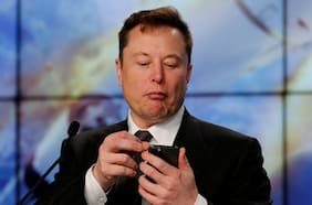 Elon Musk compra US$ 1.000 millones en acciones de Tesla y la firma registra sólido aumento en Wall Street