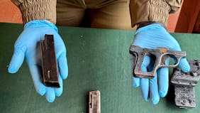 Investigación por hombre baleado en Peñalolén deriva en hallazgo de taller clandestino de armas