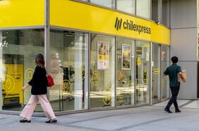 Efecto inmigración: Chilexpress apunta a fortalecer su red de puntos de envíos de dinero