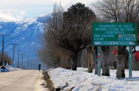 Cierran pasos fronterizos en La Araucanía y Magallanes por nevadas y problema eléctrico en complejo argentino