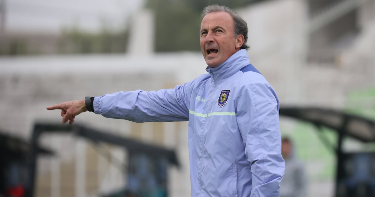 La Búsqueda Continúa: ¿Quién Reemplazará a Manuel Suárez en Deportes Concepción?