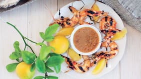 Brocheta de camarones