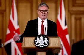 Keir Starmer condena el “vandalismo de extrema derecha” mientras estallan disturbios en Gran Bretaña