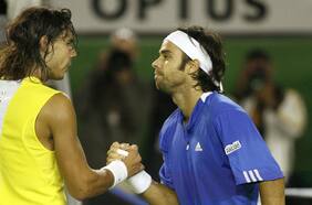 El día en que Fernando González derrotó a Rafael Nadal en el Australian Open e inspiró a Roger Federer