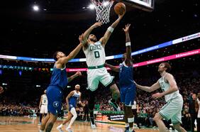 El apasionante enfrentamiento entre los líderes de Conferencia en la NBA que protagonizaron los Boston Celtics y los Minnesota Timberwolves