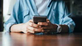 4 recomendaciones para controlar la adicción al celular, según especialistas