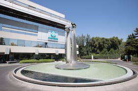 Controladores de Clínica Alemana se suman a la carrera por activos de Banmédica