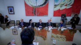 Falta de coordinación de La Moneda para aterrizar Presupuesto 2027 pone a prueba libreto del oficialismo