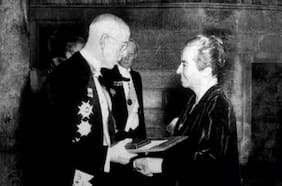 ¿Dónde está el Nobel de Gabriela Mistral? Los detalles desconocidos del premio que será exhibido 80 años después