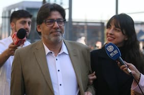 Jadue llega en silencio a Centro de Justicia para enfrentar audiencia de preparación de juicio oral