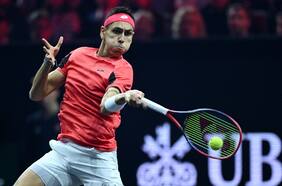 Alejandro Tabilo deja escapar una increíble ventaja y sufre una dolorosa derrota en su debut en la Laver Cup