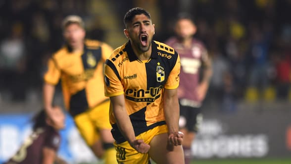 Gracias al inspirado Guido Vadalá: Coquimbo Unido remonta en casa y se permite soñar en la Copa Libertadores